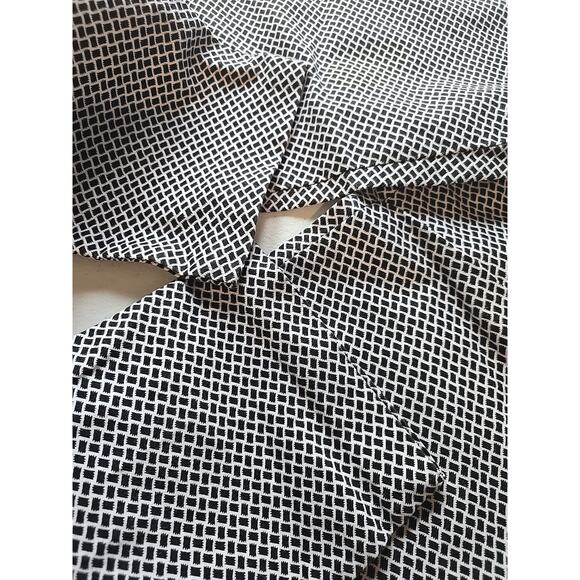 Size 10 Khakis by Gap Women's Slim City Stretch Pants Black &‎ White - Picture 6 of 8